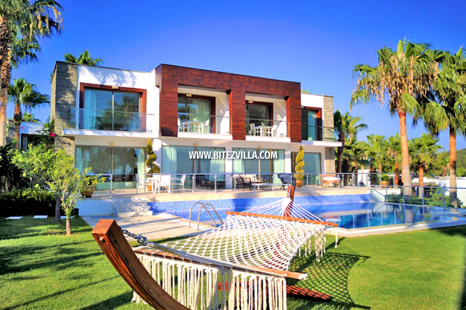 Villa Palm